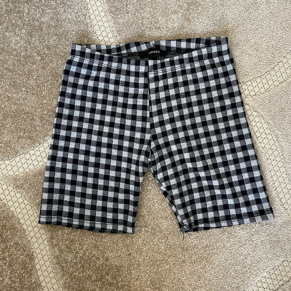 Gingham biker shorts
